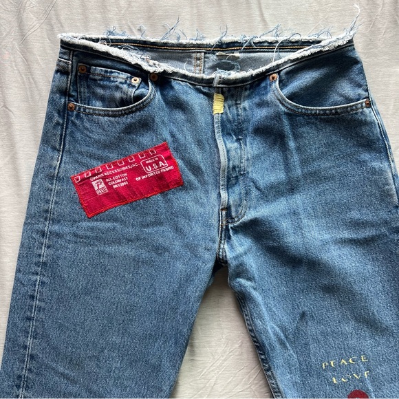 Reworked Vintage Levi’s - Picture 5 of 5